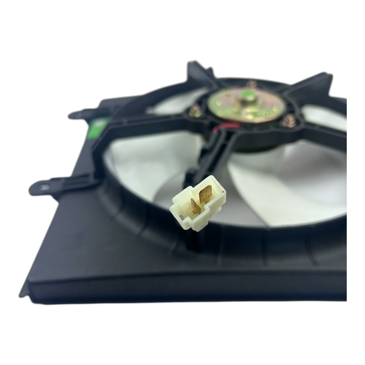 Electro Ventilador Dfm/Dfsk/Chana Motor 1.0 4 Cil Bajo-Refrigeracion-Multishop Uruguay