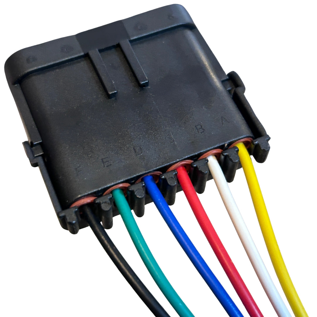 Enchufe macho 6 vías LH-395 para cableado automotriz-Enchufes-Multishop Uruguay