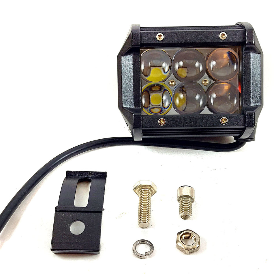 Faro Trabajo Rectangular 6 Led X 3W Tipo Lupa-Faro Caminero-Multishop Uruguay