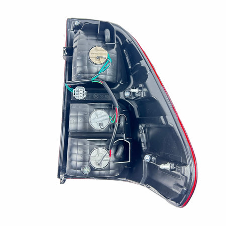 Faro Trasero LED Hilux Revo 2015 Con Antiniebla-Faros Traseros-Multishop Uruguay