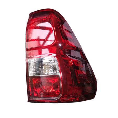 Faro Trasero LED Hilux Revo 2015 Con Antiniebla-Faros Traseros-Multishop Uruguay