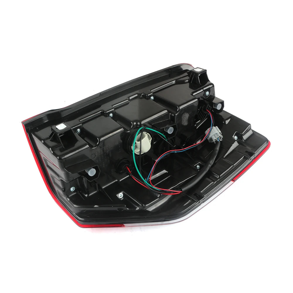 Faro Trasero LED Mitsubishi L200 Triton 2019-2023-Faros Traseros-Multishop Uruguay
