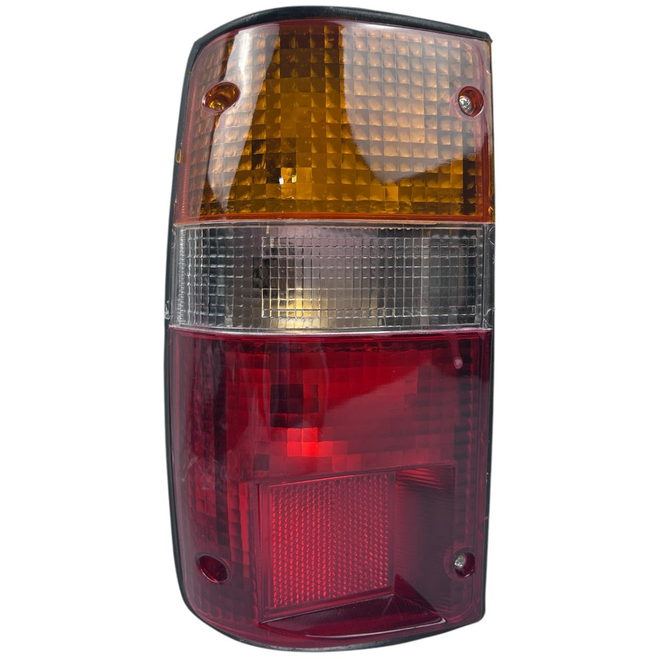 Farol Trasero Hilux 2.4 90/-Faros Traseros-Multishop Uruguay