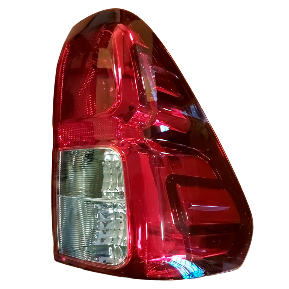 Farol Trasero Izq Hilux Revo 2015-Faros Traseros-Multishop Uruguay