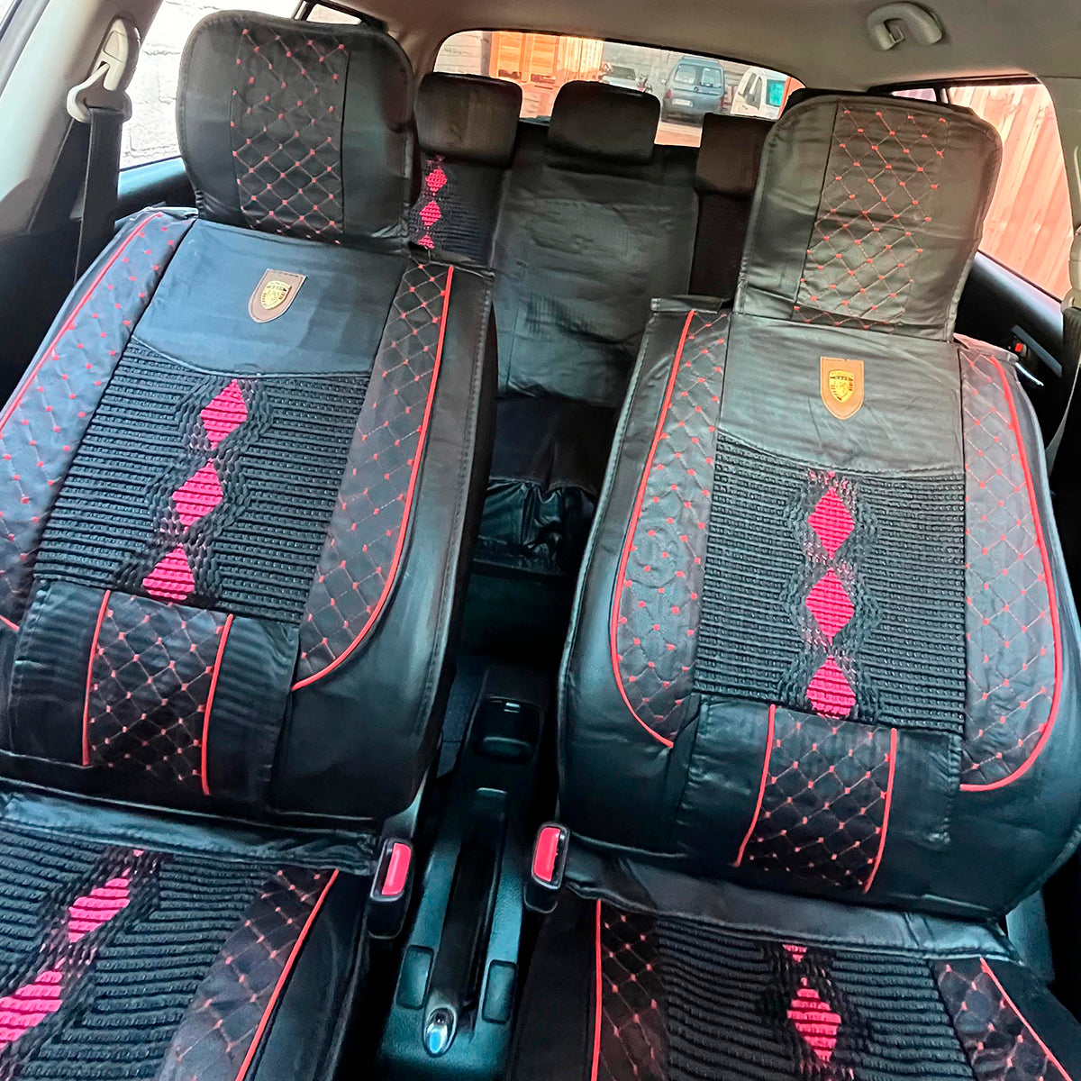 Juego Funda Cubreasientos para auto Eco Cuero Negro/Rojo Lumbar-Cubreasientos Universales-Multishop Uruguay