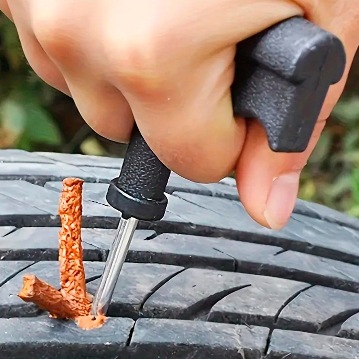 Kit reparación pinchazos auto + tarugos reforzados-Accesorios-Multishop Uruguay