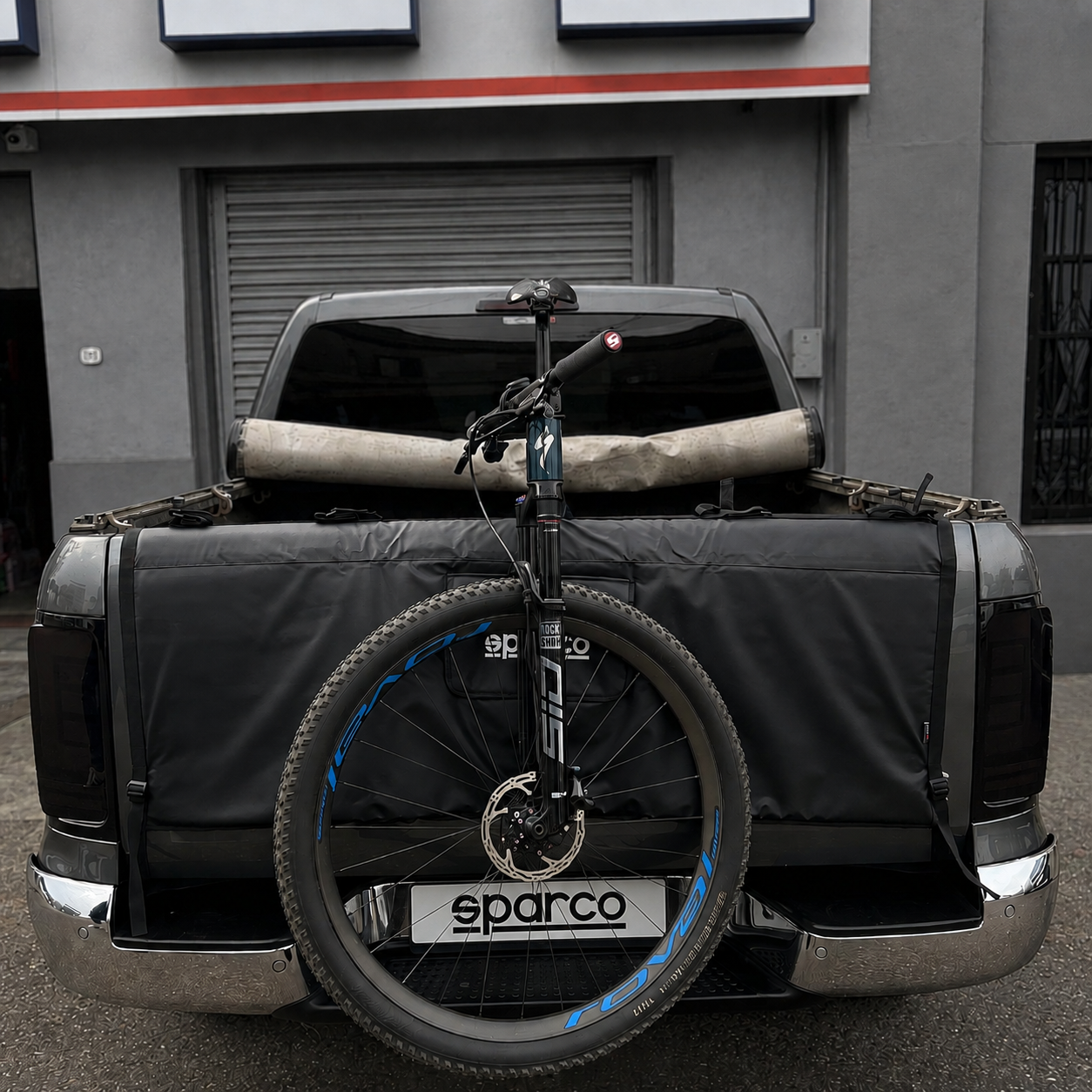 Portabicicletas para pick up negro sparco-Accesorios-Multishop Uruguay